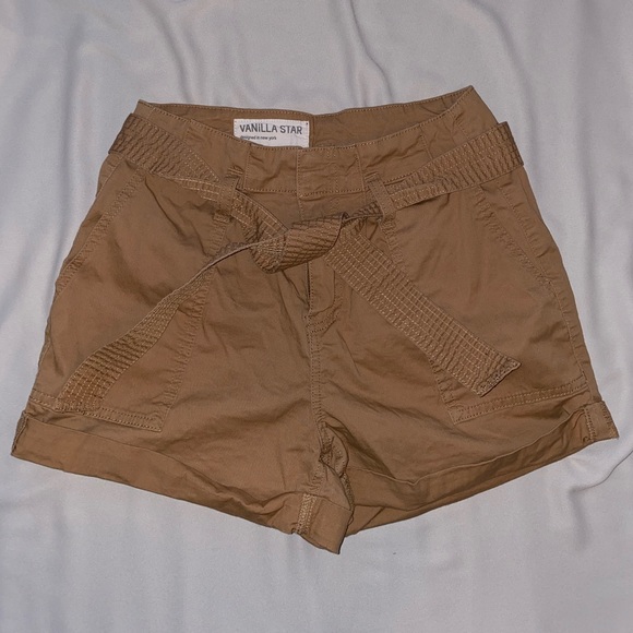 Tan shorts - Picture 1 of 3